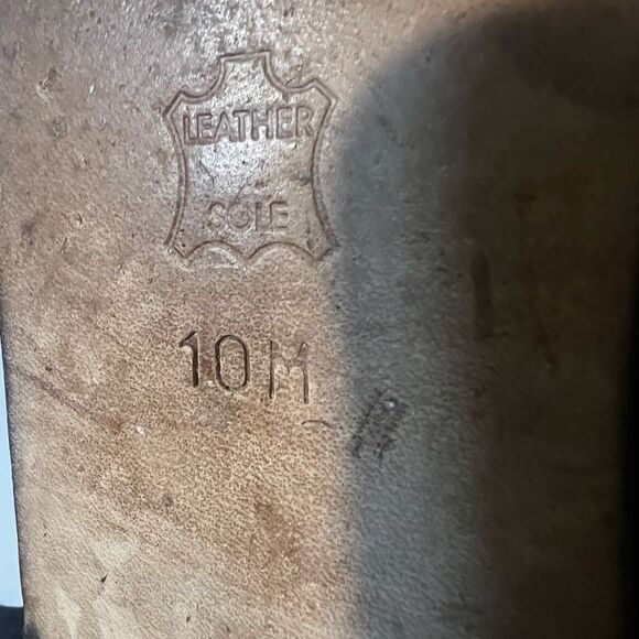 Black Crown Embroidered Women's Loafers - Picture 11 of 12